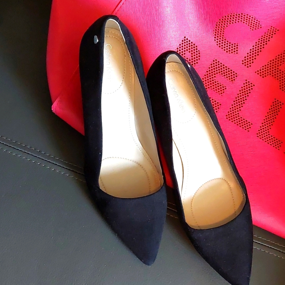 Calvin Klein Black Suede and Gloss Bala Wedge 3 Inch Heels Size 9.5